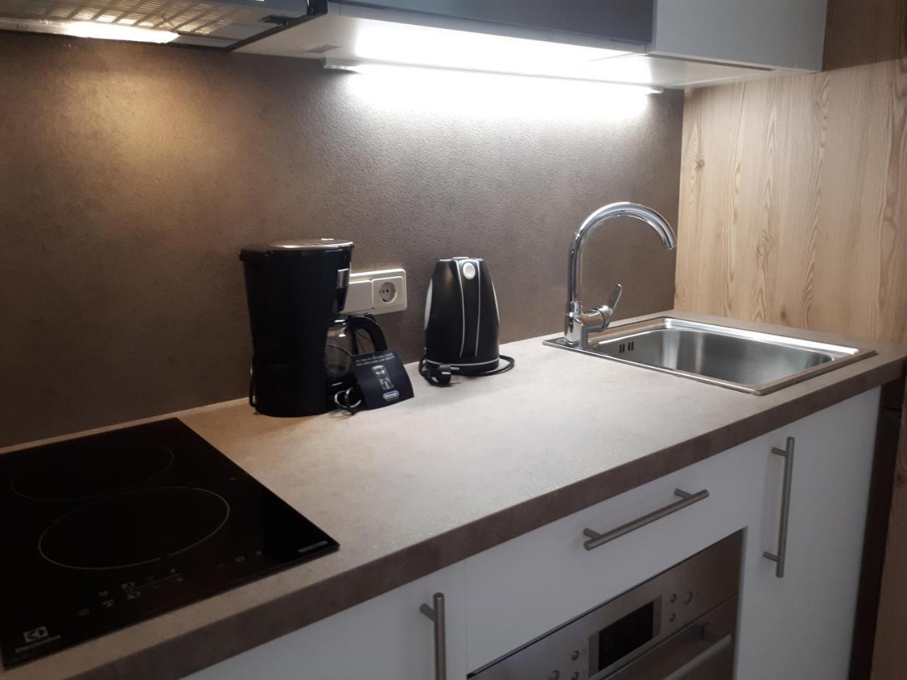 Residence Viktoria 卡斯特尔罗托 外观 照片