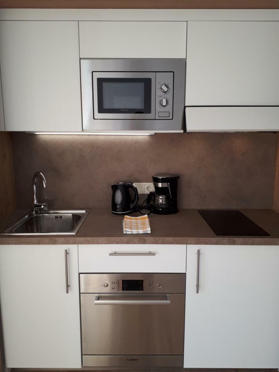 Residence Viktoria 卡斯特尔罗托 外观 照片